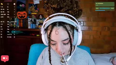 Snapshot of annycolin chatting on 10.17.25 Anny  IG online show from 10.17.25