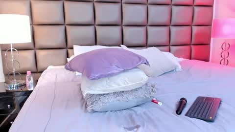    online show from 02.12.25