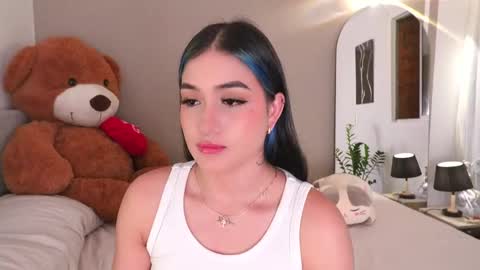    online show from 11.10.25