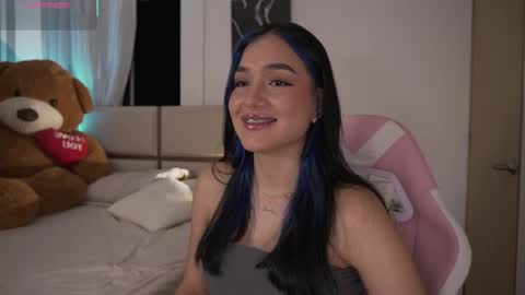    online show from 05.03.26