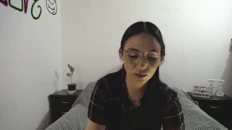 Anny online show from 12.24.24