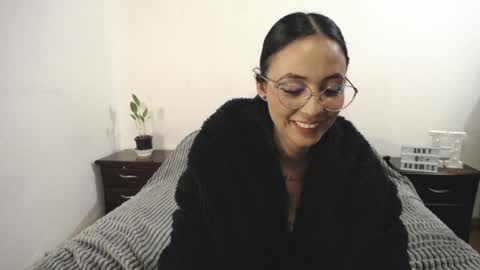 Anny online show from 01.20.25