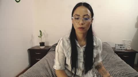 Anny online show from 01.26.25