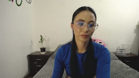 Anny online show from 01.30.25