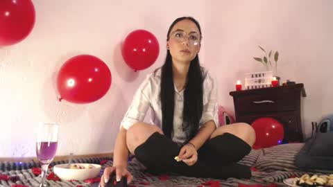 Anny online show from 02.14.25