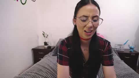 Anny online show from 02.25.25
