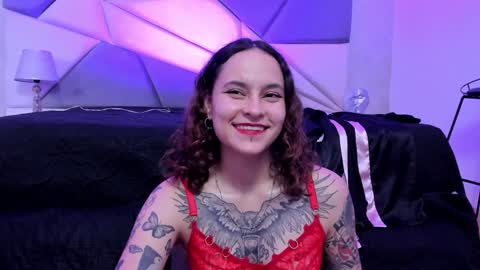 Snapshot of annythomsonn chatting on 12.26.24 AnnyT online show from 12.26.24
