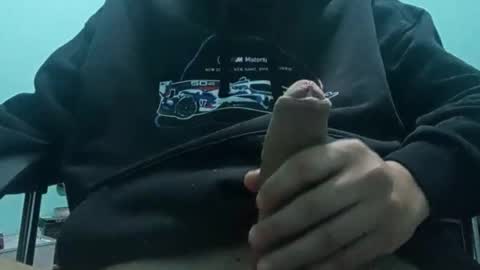 Snapshot of anonimo10s chatting on 11.08.25 anonimo10s online show from 11.08.25