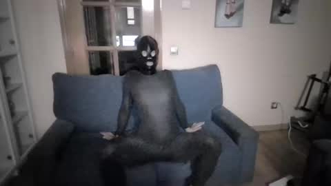 Snapshot of anonimvs chatting on 04.15.26 Anonimvs online show from 04.15.26