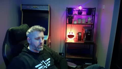 anonymousblokeuk online show from 01.04.25