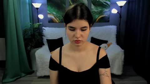 Anora online show from 09.18.25