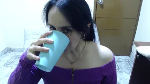 Snapshot of antara_girl chatting on 09.08.25 PAMELA online show from 09.08.25