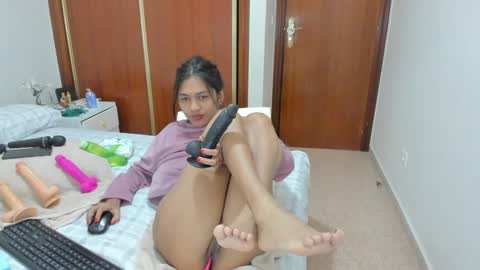 anthonela_hotsex online show from 12.28.24