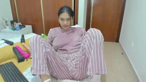 anthonela_hotsex online show from 01.12.25