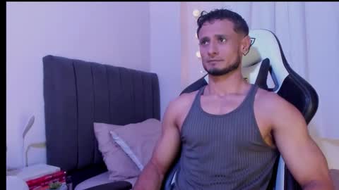 Snapshot of anthony_lewis_ chatting on 09.16.25 Adonys Creeb online show from 09.16.25