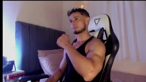 Snapshot of anthony_lewis_ chatting on 09.18.25 Adonys Creeb online show from 09.18.25