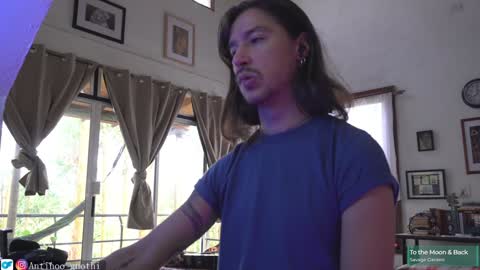 Snapshot of antinoo_gnothi chatting on 01.10.25 Antinoo Gnothi online show from 01.10.25