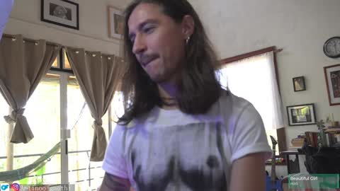 Snapshot of antinoo_gnothi chatting on 01.22.25 Antinoo Gnothi online show from 01.22.25