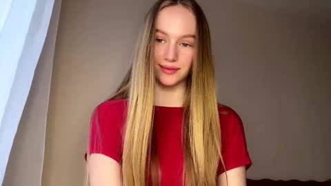 Snapshot of antionettepulgarin chatting on 02.20.26 Viktoria online show from 02.20.26