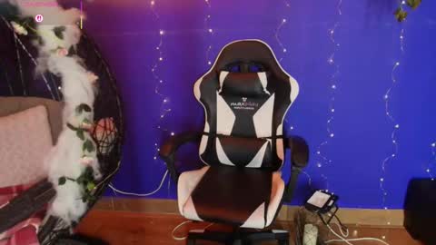 Antonella online show from 11.30.25