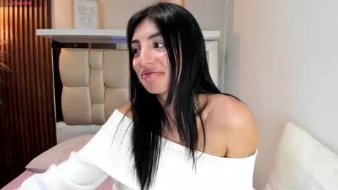 Antonella online show from 12.13.24