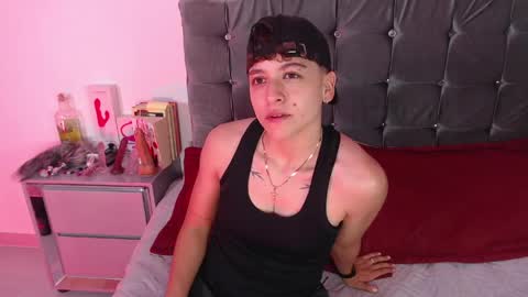 Snapshot of antonella_cruz02 chatting on 05.28.26 anto ford02 online show from 05.28.26