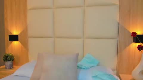 A N T O N E L L A  online show from 11.13.25