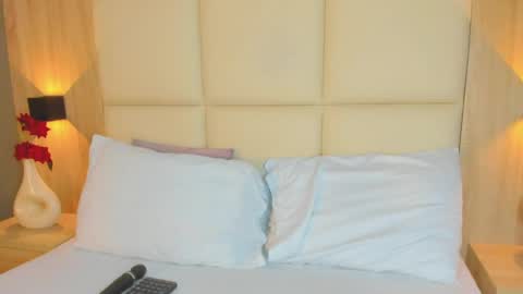 A N T O N E L L A  online show from 04.17.26