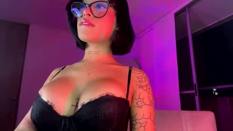 Snapshot of antonella_silva chatting on 01.07.25 Anto  online show from 01.07.25