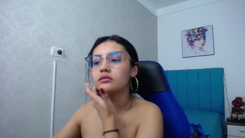 Antonella online show from 12.18.24