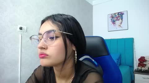 Antonella online show from 12.20.24