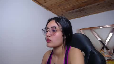 Antonella online show from 01.04.25