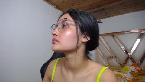 Antonella online show from 01.05.25