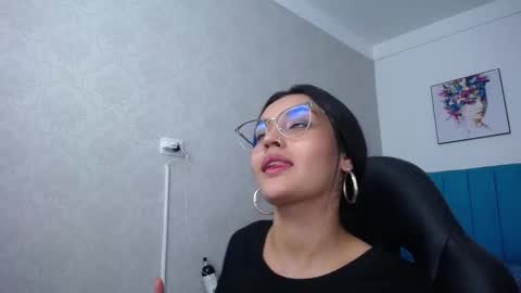 Antonella online show from 03.11.25