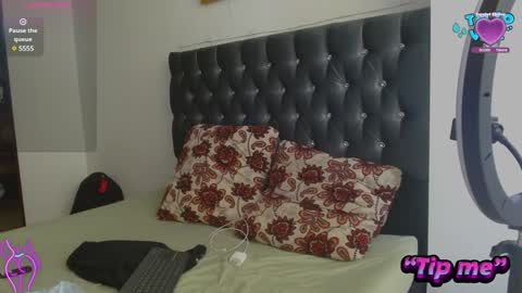 AntonellaAndNoah online show from 12.24.24