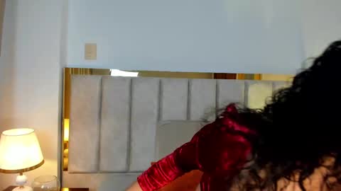 AntonellaHall  online show from 09.20.25