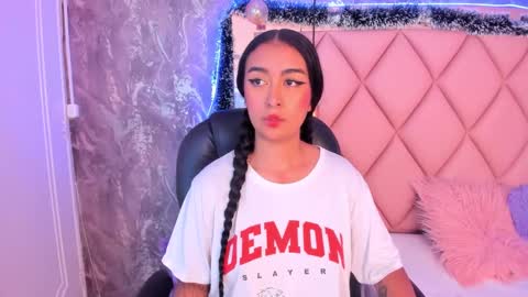 Snapshot of antonellaqueeen chatting on 12.26.24 ANTONELLE online show from 12.26.24
