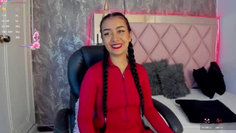 Snapshot of antonellaqueeen chatting on 02.06.25 ANTONELLE online show from 02.06.25
