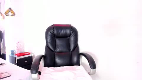 ANTONELLE  online show from 02.05.26