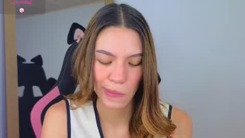 Snapshot of antonellarossii_ chatting on 07.17.26 Antonella online show from 07.17.26