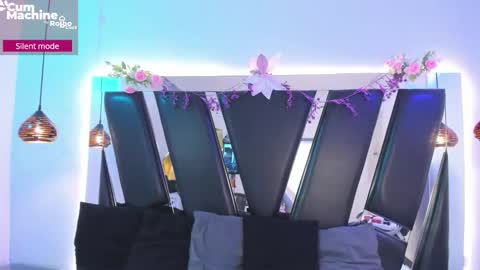 A N T O N E L L E  online show from 01.08.26