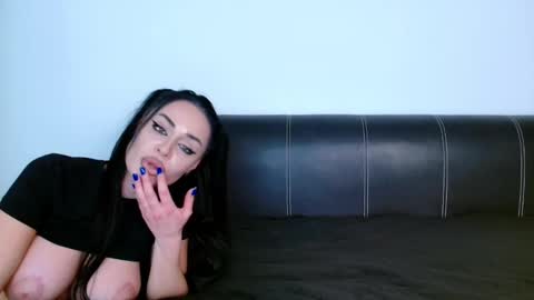 antonia98x online show from 01.31.25