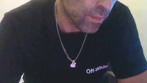 Snapshot of antonio3182b chatting on 07.17.26 antonio3182b online show from 07.17.26
