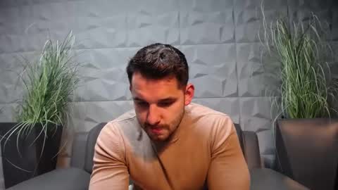 Snapshot of antoniovalentinidiamond chatting on 12.07.24 HI My name is Antonio online show from 12.07.24