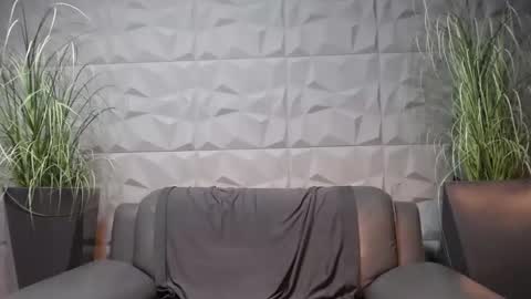 Snapshot of antoniovalentinidiamond chatting on 12.18.24 HI My name is Antonio online show from 12.18.24