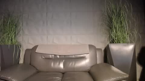 Snapshot of antoniovalentinidiamond chatting on 12.21.24 HI My name is Antonio online show from 12.21.24