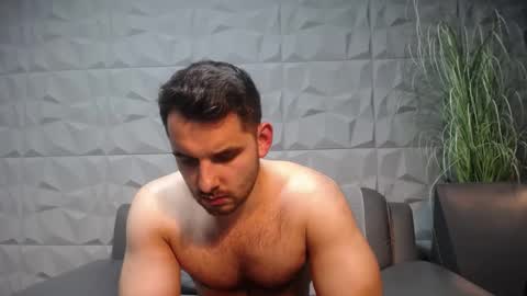 Snapshot of antoniovalentinidiamond chatting on 12.27.24 HI My name is Antonio online show from 12.27.24
