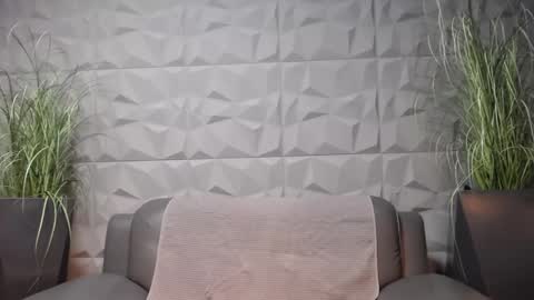 Snapshot of antoniovalentinidiamond chatting on 02.01.25 HI My name is Antonio online show from 02.01.25