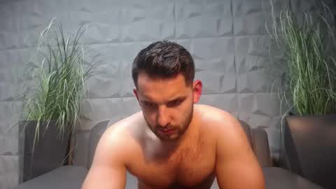 Snapshot of antoniovalentinidiamond chatting on 02.19.25 HI My name is Antonio online show from 02.19.25