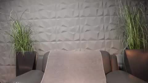 Snapshot of antoniovalentinidiamond chatting on 03.05.25 HI My name is Antonio online show from 03.05.25